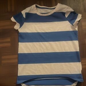 Old navy t shirt